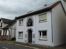  Verkauft !!!Attraktives Zweifamilienhaus mit Photovoltaikanlage !